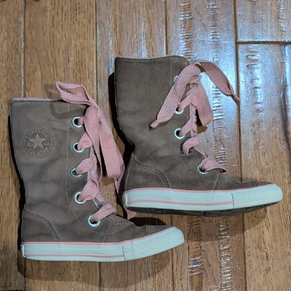 Converse Other - Converse Sky High Kids High-Top Brown Suede  Sneakers with Pink Laces